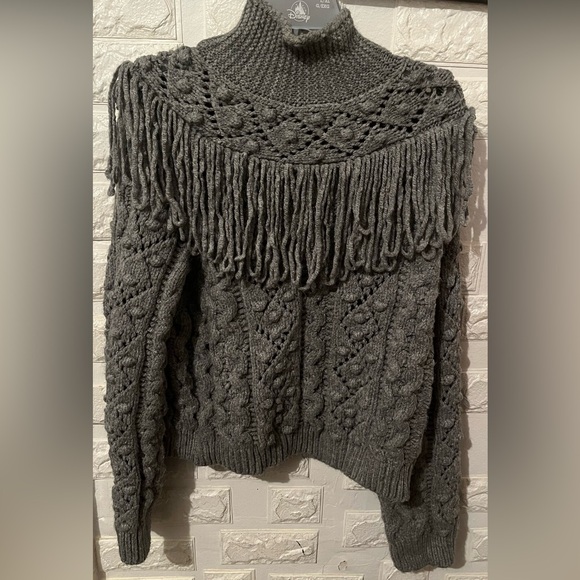 Zara Fringed Knit Sweater - Picture 3 of 7